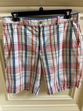 Like New IZOD Plaid Shorts